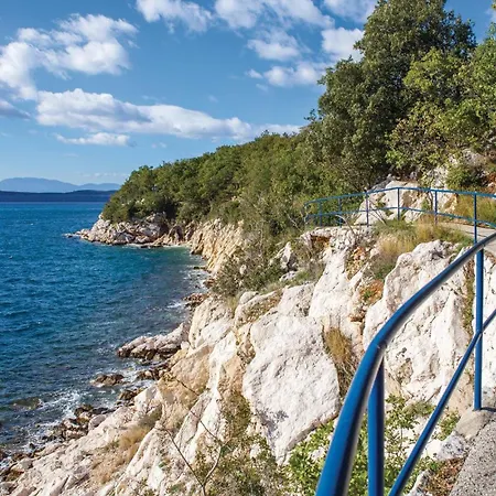 Διαμέρισμα In With House Sea View Dramalj