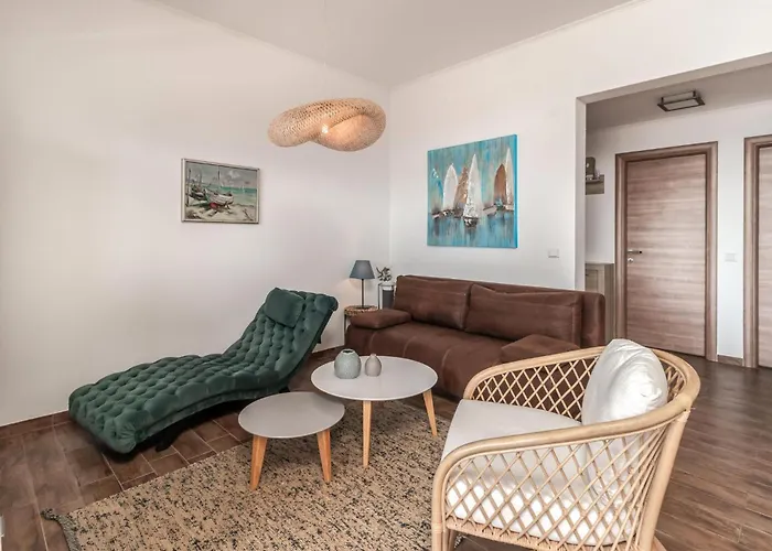 Apartament Amazing In With Wifi Dramalj